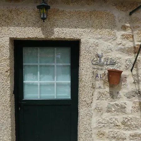 Casas Da - Monsanto - Oliveira E Videira * Relva (Castelo Branco)